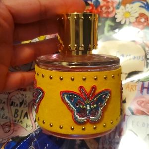CH Perfume